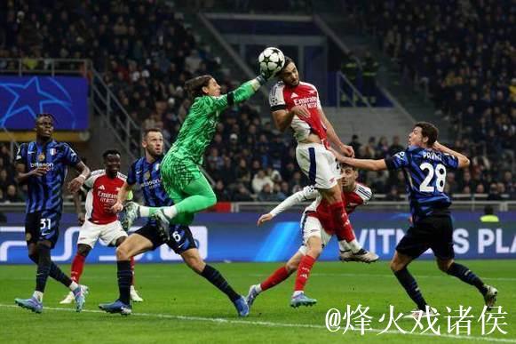 阿森纳阵容深厚,枪迷对双冠王充满期待 阿森纳阵容深厚,枪迷对双冠王充满期待